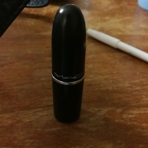 mac amplified reel sexy lipstick